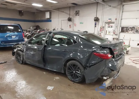 2025 Toyota Camry Se z USA, uszkodzony, nr VIN 4T1DBADK7SU526548